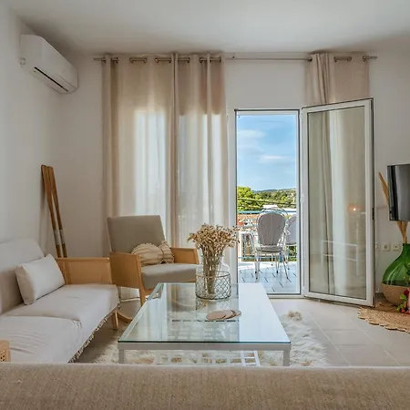 Joan Serenity Апартаменты