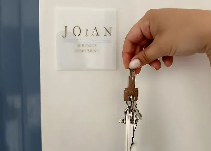 Joan Serenity Πόρτο Χέλι